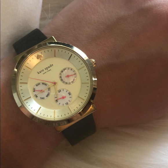 Kate Spade Reversible Watch - Picture 8 of 8